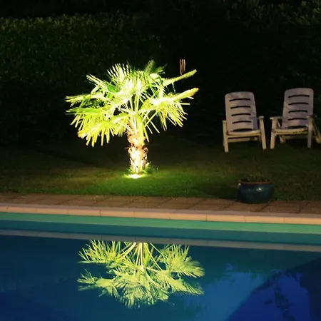 Les Hibiscus Maisons-Laffitte